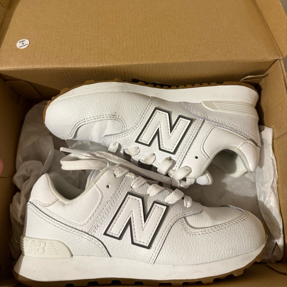New Balance Kids White and Black Sneakers